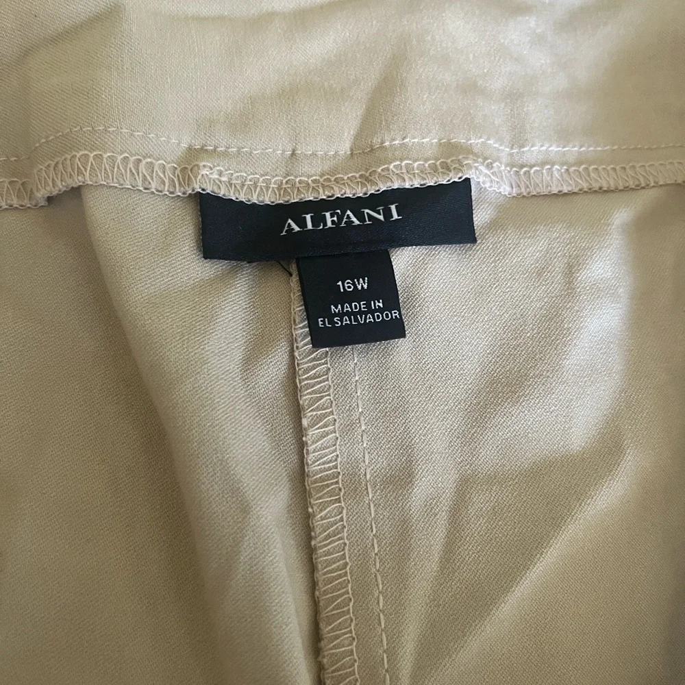 Alfani stylish cropped